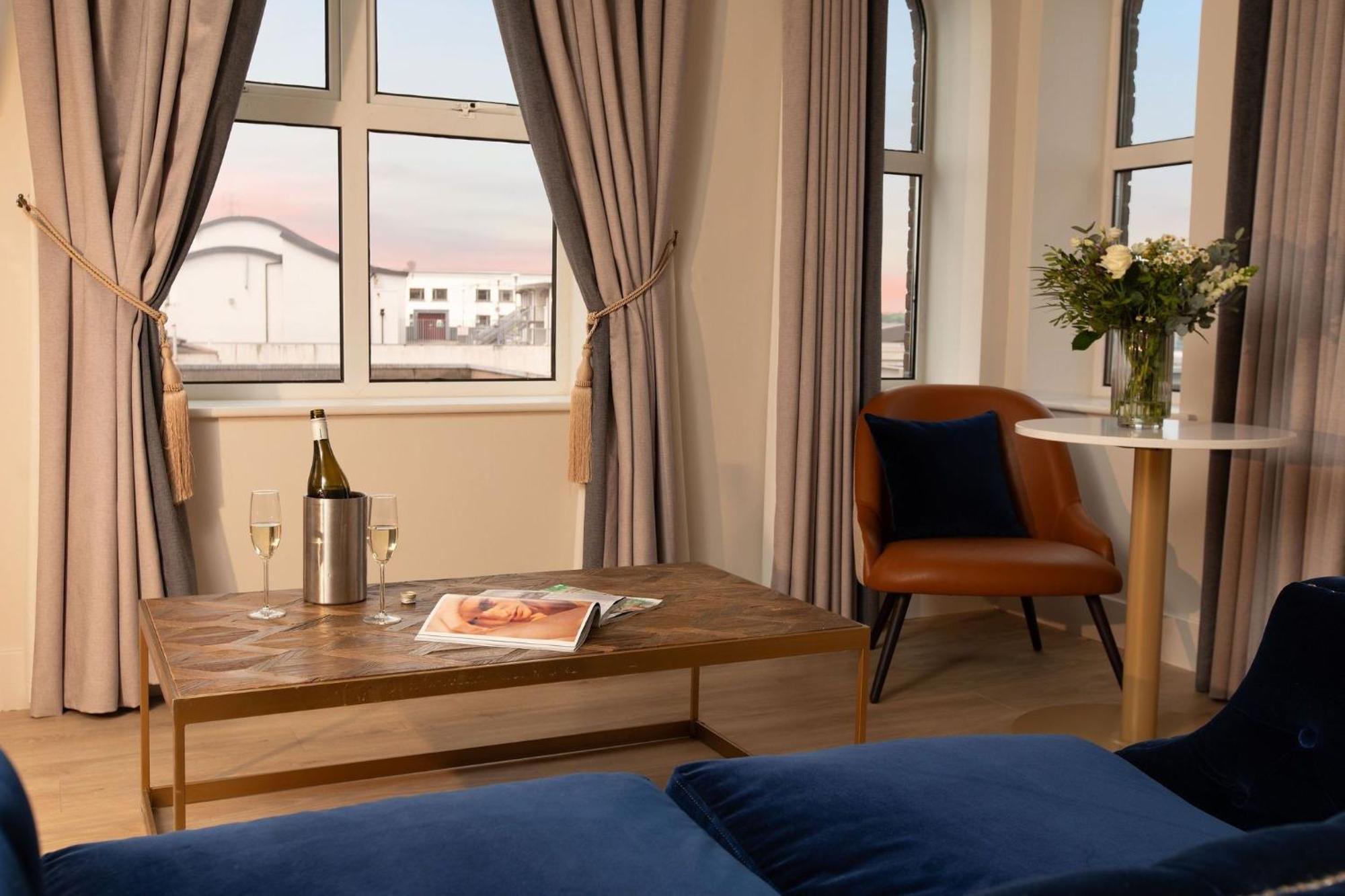Hotel The Address Sligo Esterno foto